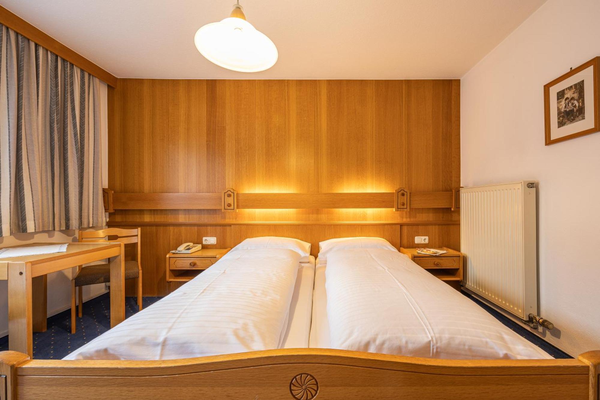 Pension Haus Riedlsperger Saalbach-Hinterglemm Ngoại thất bức ảnh