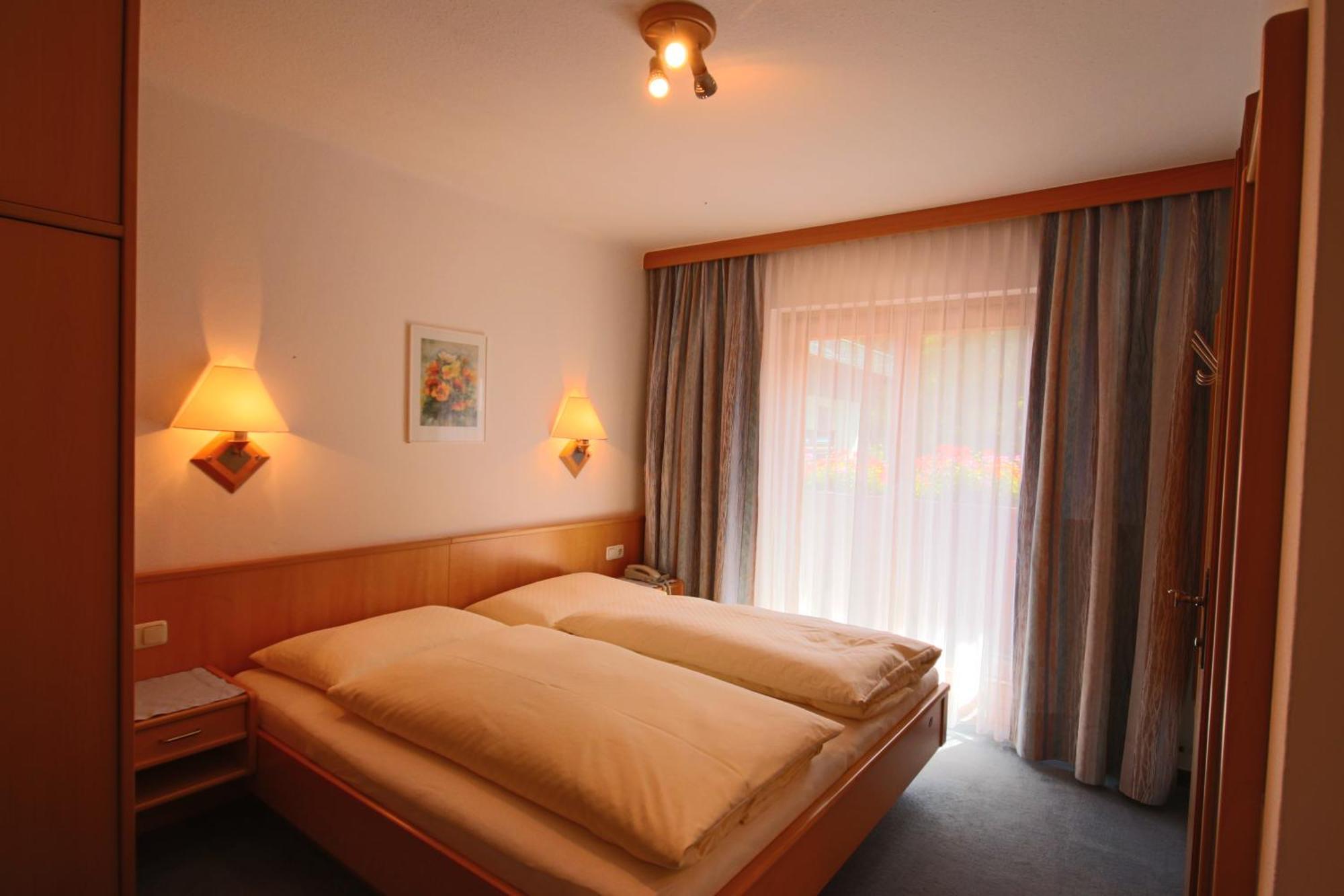 Pension Haus Riedlsperger Saalbach-Hinterglemm Ngoại thất bức ảnh